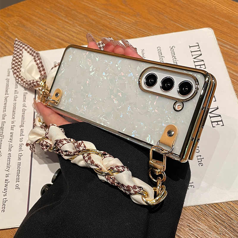 Chic Houndstooth Chain Case for Samsung Galaxy Z Fold 6/5/4