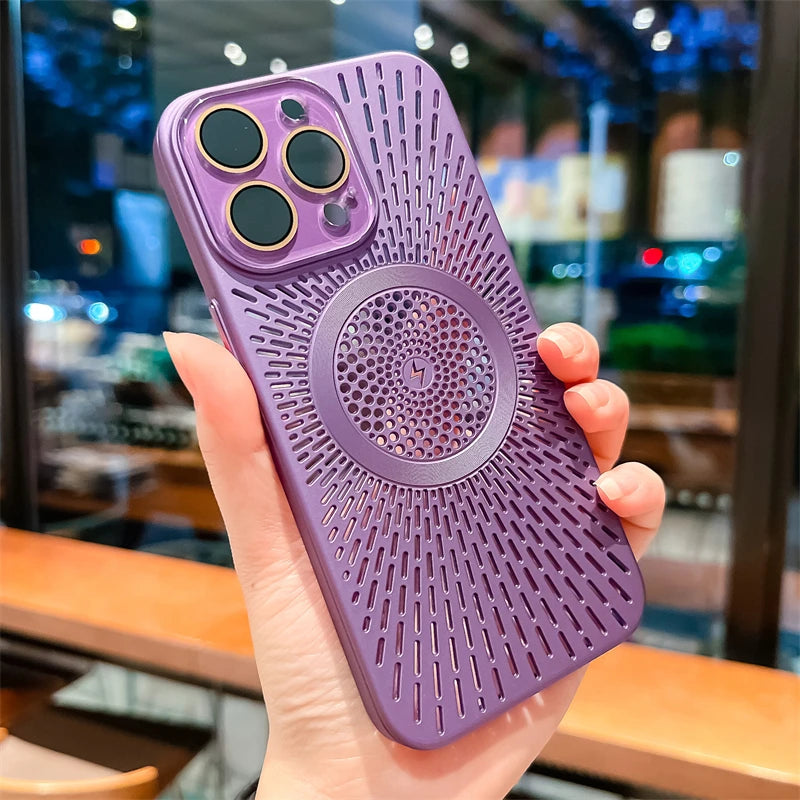 Luxury Magnetic Wireless Charging Case for iPhone 15